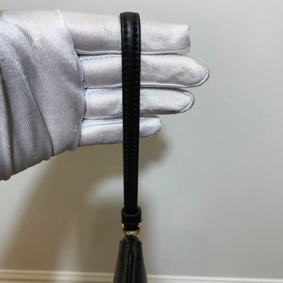 🐚Coach Signature PVC Leather🐚 - Picture 4 of 8